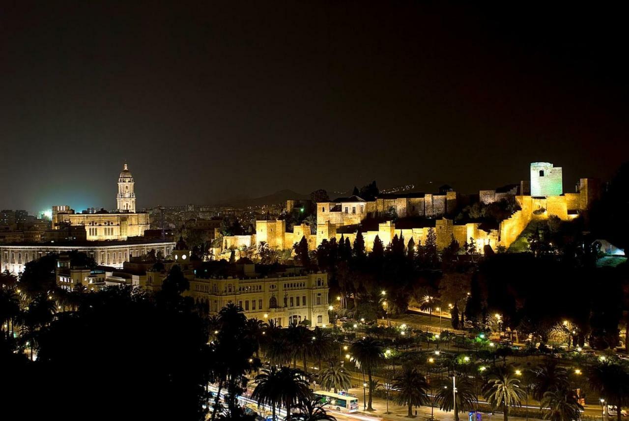 Homely Malaga Atarazanas Exterior photo